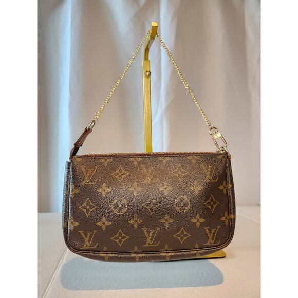 Louis Vuitton Pochette Accessoires Monogram Canvas Shoulder Bag Made in France - Picture 1 of 14